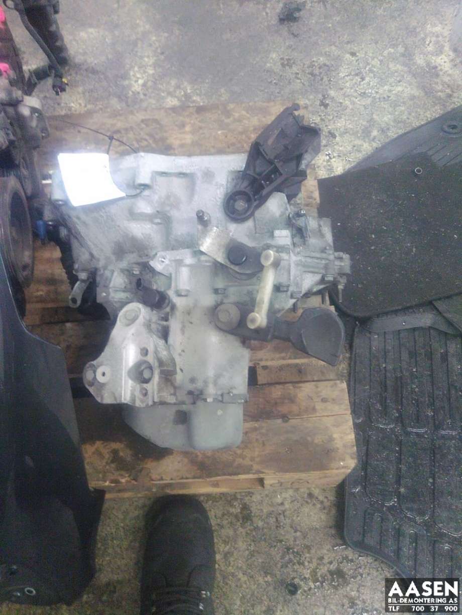 Girkasse manuell til Peugeot 208, 2012-2019 (Type I)  (98 038 462 80)
