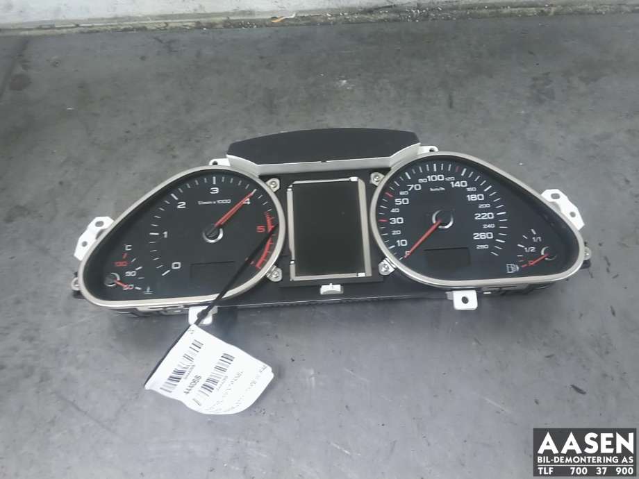 Instrumentpanel til Audi A6, 2008-2011 (Type III, Fase 2) (C6) (C6) (4F0 920 901 N)