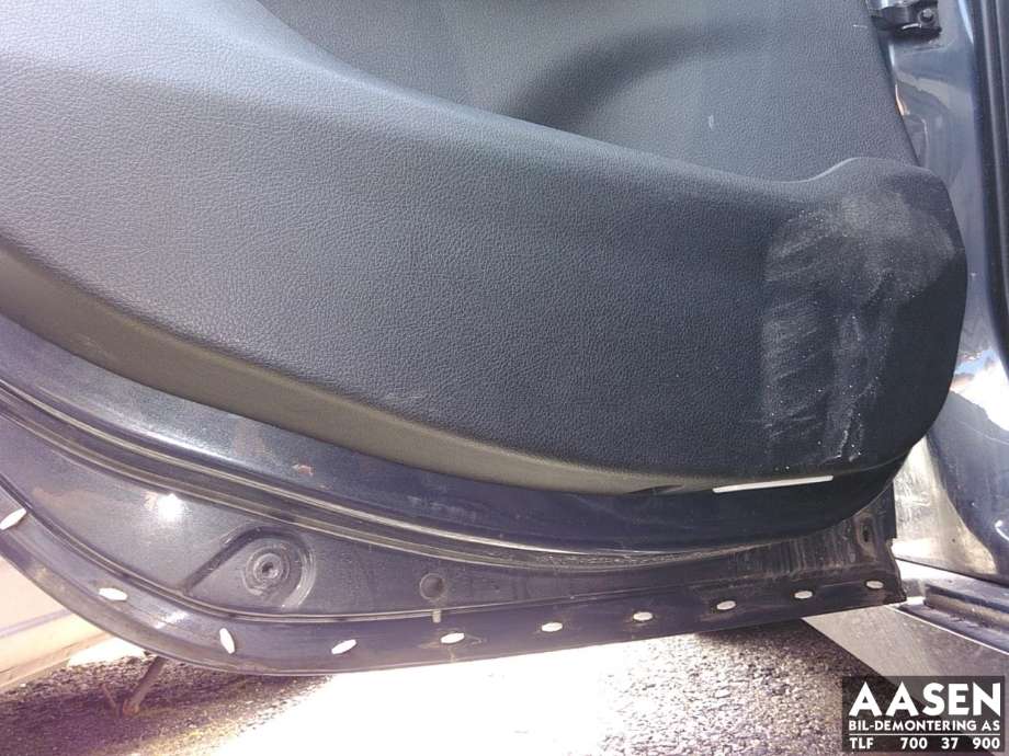 Dør venstre bak til BMW 2-Serie, Active/Gran Tourer 2014-->> (F45/F46) (F45/F46) (41 00 9 631 839|)