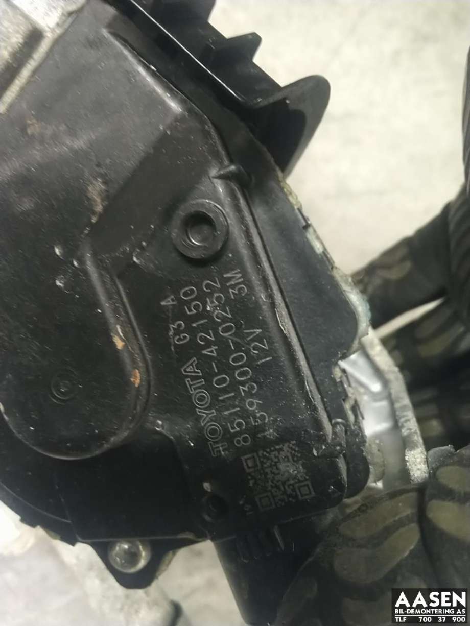 Viskermotor frontrute komplett m/overføring til Toyota RAV4 2009-2013 (Type III, Fase 2)  (8515042150|8515042151|8511042150)