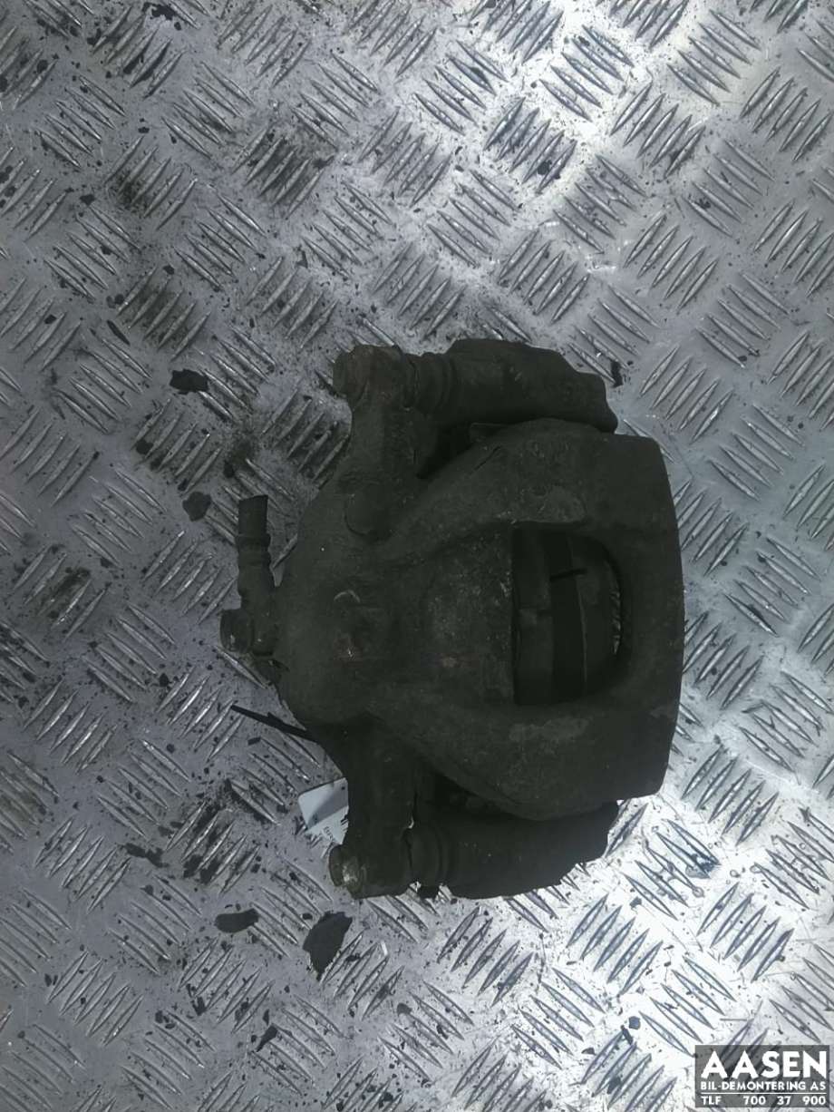 Bremsecaliper venstre foran til Toyota Avensis, 2009-2015 (Type III, Fase 1)  (4775002361)