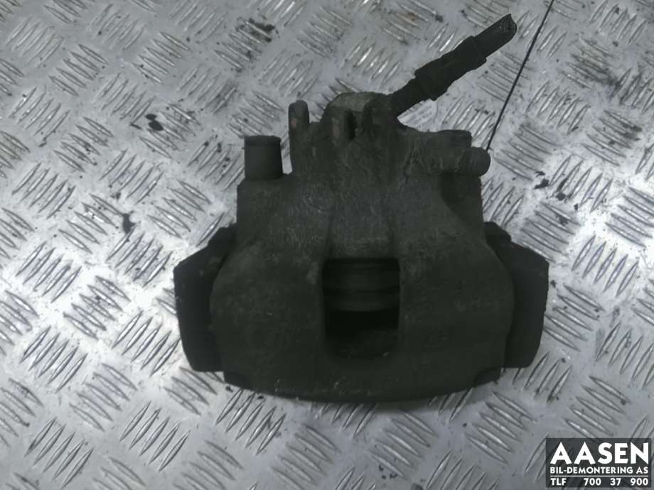 Bremsecaliper venstre foran til Volvo XC70, 2005-2007 (Type I, Fase 2)