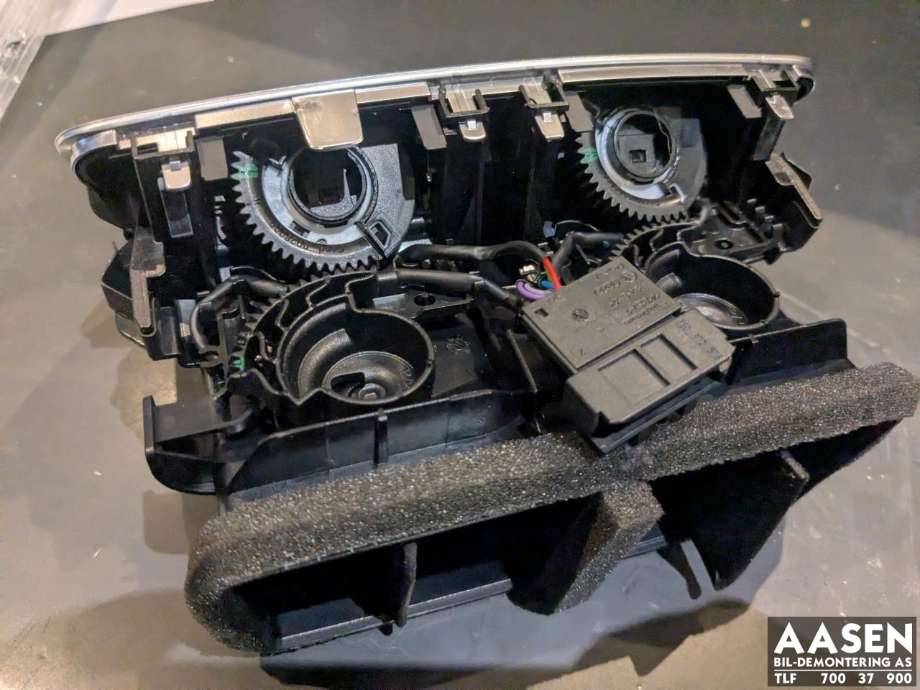 Dashbord friskluftdyse midtkonsoll til Audi RS6 2013-2018  (4G0 819 203 A|)