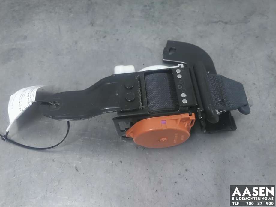 Sikkerhetsbelte bak midtre til Mitsubishi Outlander, 2012-2015 (Type III, Fase 1)  (7000D530XA)