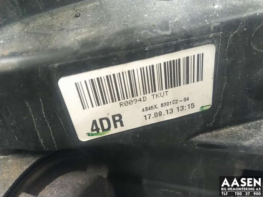 Frontlykt høyre xenon til Mitsubishi Outlander 2012-2015 (Type III, Fase 1)  (8301C204|)