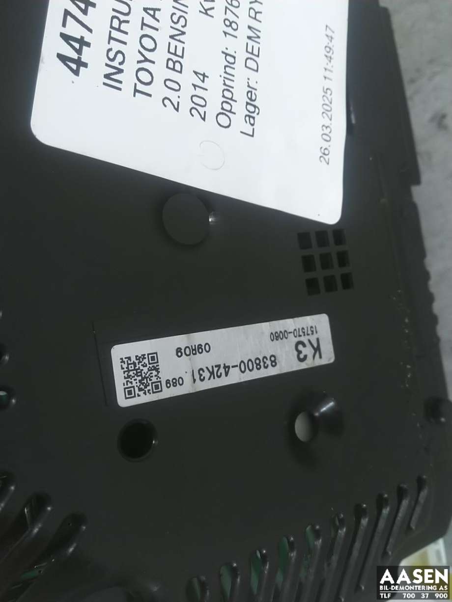 Instrumentpanel til Toyota RAV4 2013-2015 (Type IV, Fase 1)  (8380042K31|8380042K33|)