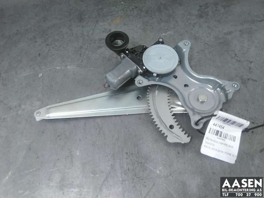 Ruteheis høyre bak til Toyota RAV4, 2013-2015 (Type IV, Fase 1) (6980342050)