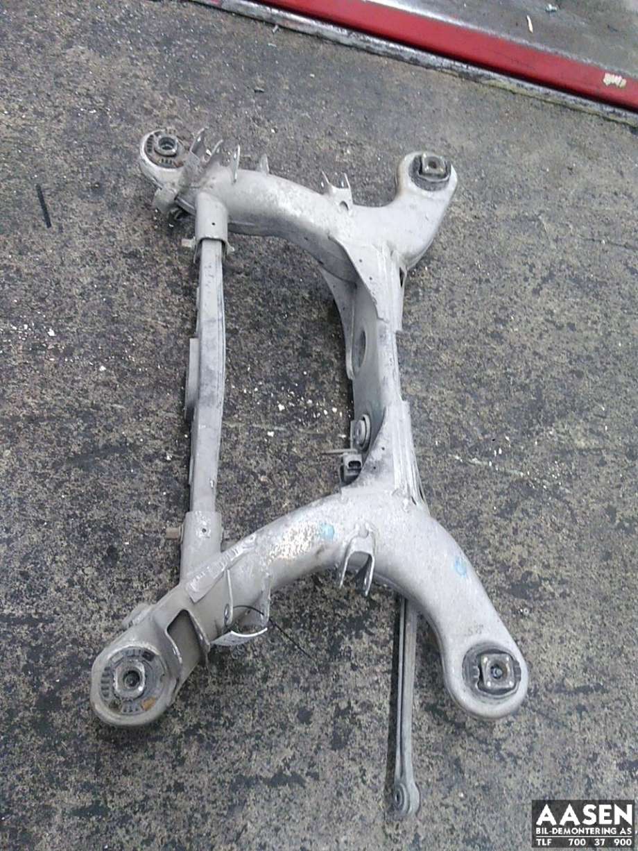 Travers bak til Mercedes E-Klasse 2006-2009 (Fase 2) (W211) (W211)