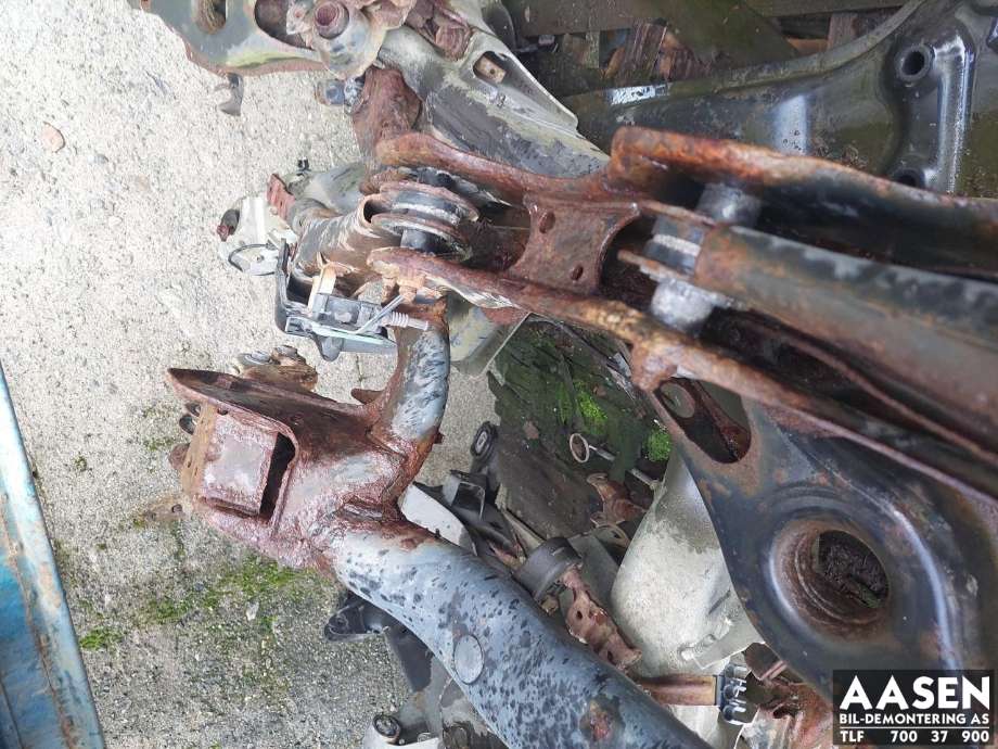 Travers bak til Škoda Octavia 2013-2016 (Type III, Fase 1) (5Q0 505 235 D|5Q0 505 235 M|)