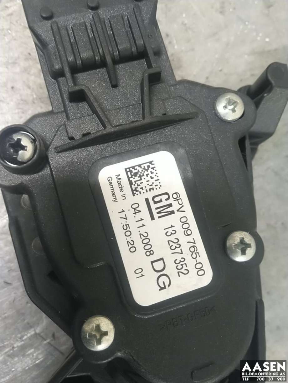Pedal gass til Opel Insignia A 2009-2014  (13237352|)
