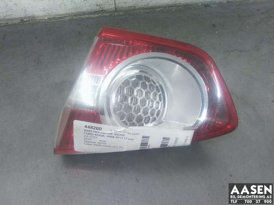 Baklykt høyre indre til Ford Kuga, 2008-2012 (Type I)  (1545446)