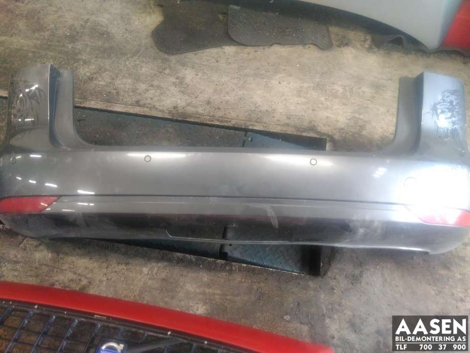 Støtfanger bak til VW Touran 2010-2015 (Type I, Fase 3)  (1T0 807 417 M|)