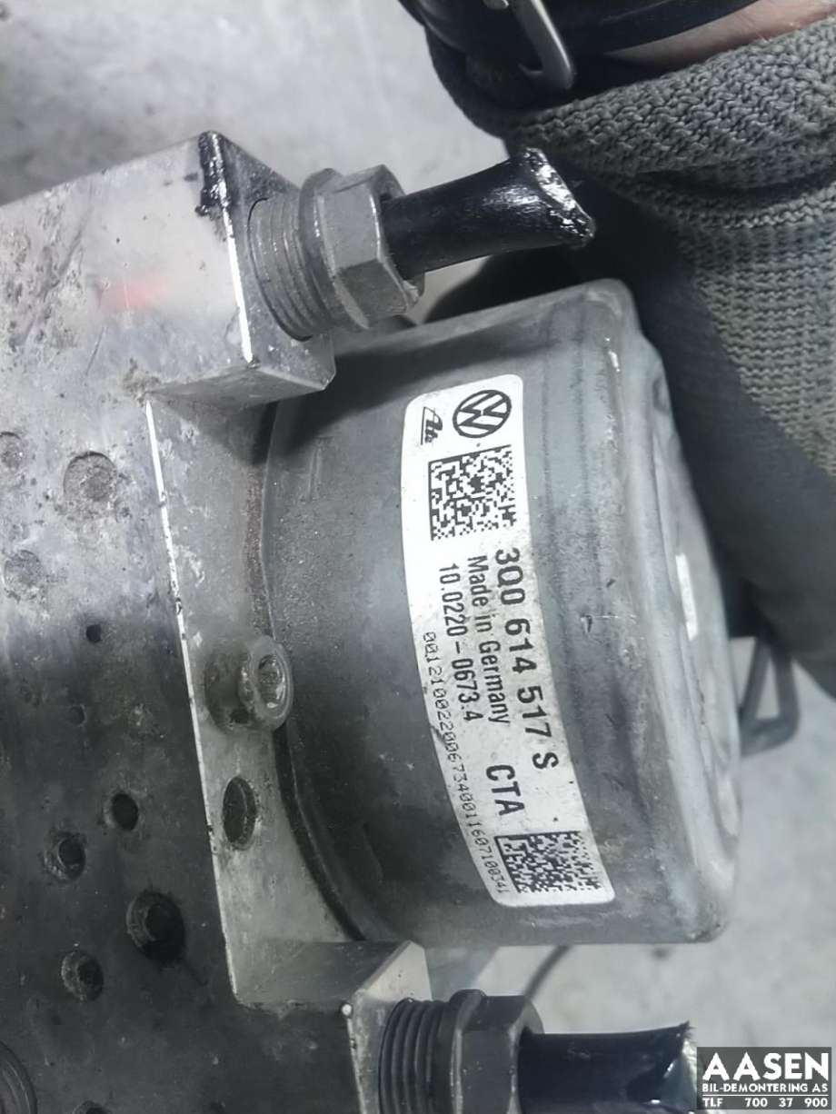 ABS sentral til VW Passat 2015-2019 (Fase 1) (B8) (B8) (3Q0 614 517 S|)