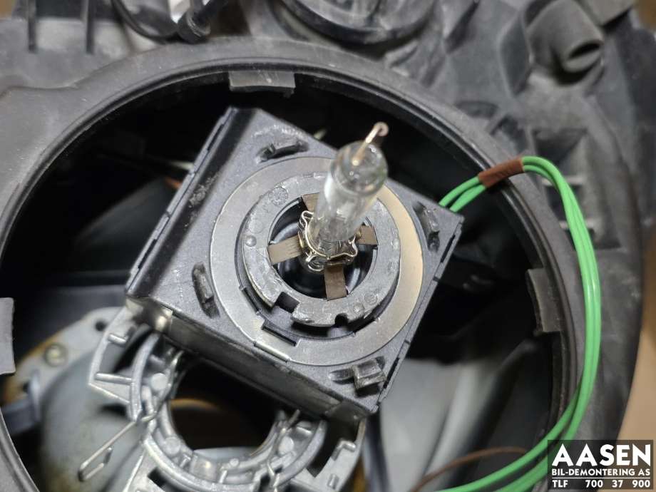 Frontlykt høyre xenon til Mercedes E-Klasse 2006-2009 (Fase 2) (W211) (W211) (A 211 820 14 61|)