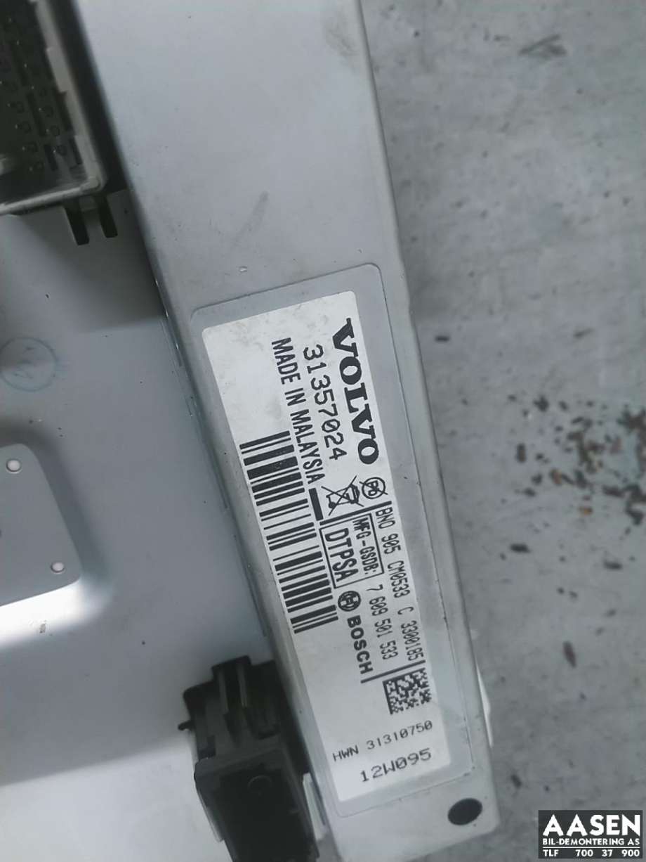 Bilstereo navigasjon skjerm til Volvo V70 2007-2013 (Type III, Fase 1)  (31357024|)