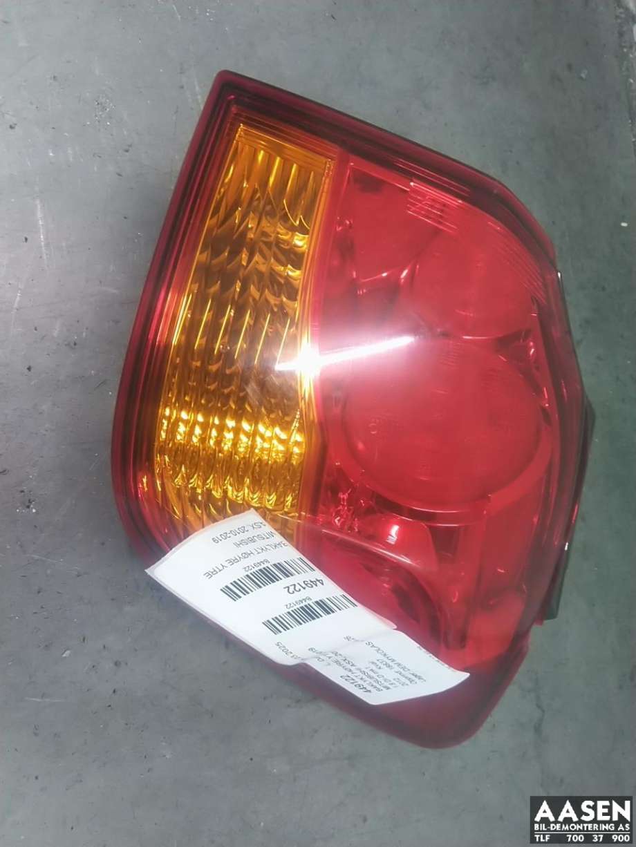 Baklykt høyre ytre til Mitsubishi ASX 2010-2019  (8330A690|)