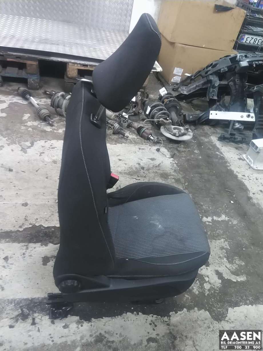 Sete foran høyre til Ford Transit Courier 2024-->> (Type II) (N/F|)