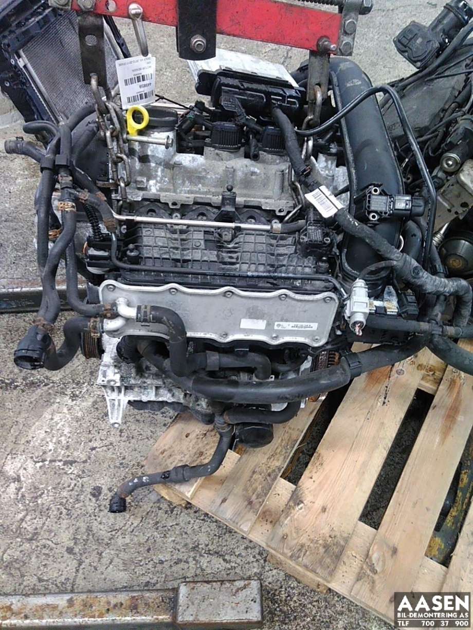 Motor bensin til VW Golf VII, 2012-2017 (Fase 1)  (CPTA|04E 100 033 C)