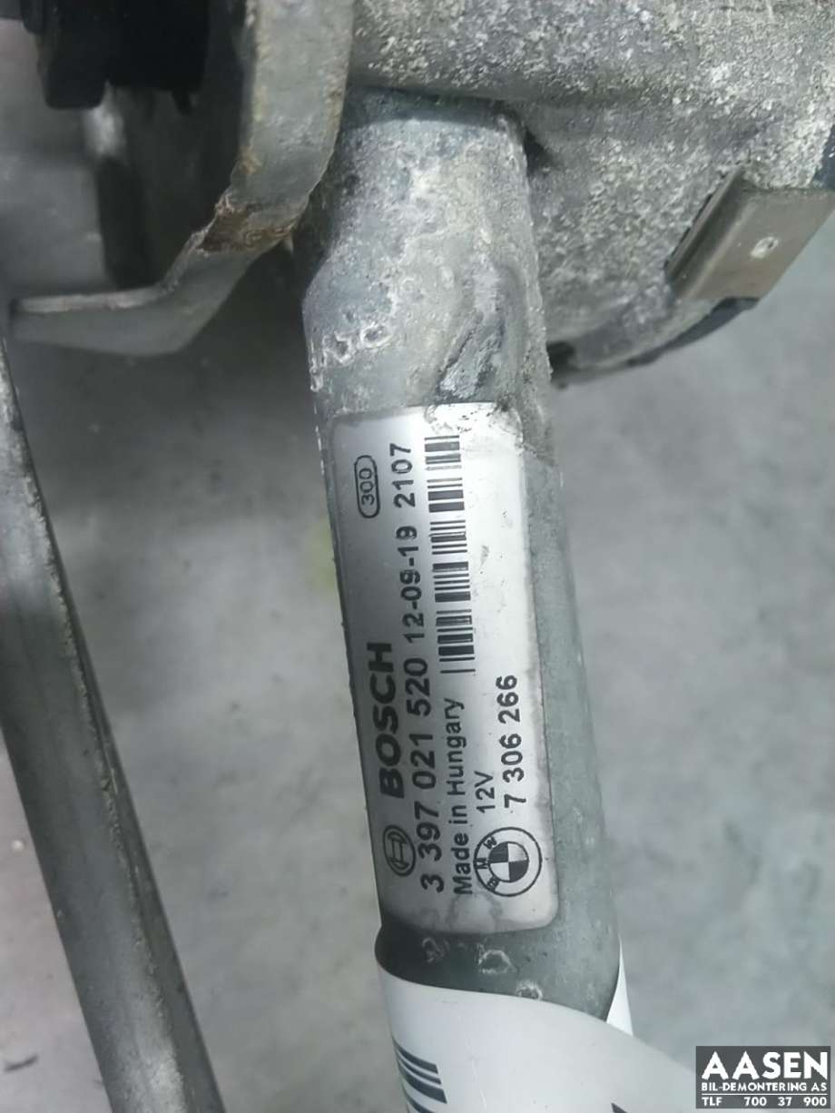 Viskermotor frontrute komplett m/overføring til BMW 5-Serie 2010-2017 (F10/F11) (F10/F11) (61 61 7 306 266|)