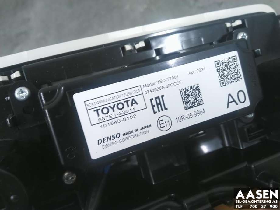 Taklyspanel til Lexus UX 2018-->>  (8120876370A0|8120876371A0|)