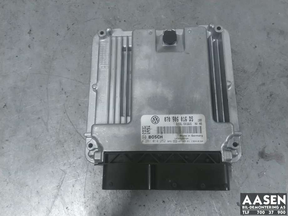 Styreenhet motor til VW Transporter / Caravelle 2003-2009 (Fase 1) (T5) (T5) (070 906 016 DS|070 906 016 EC|)