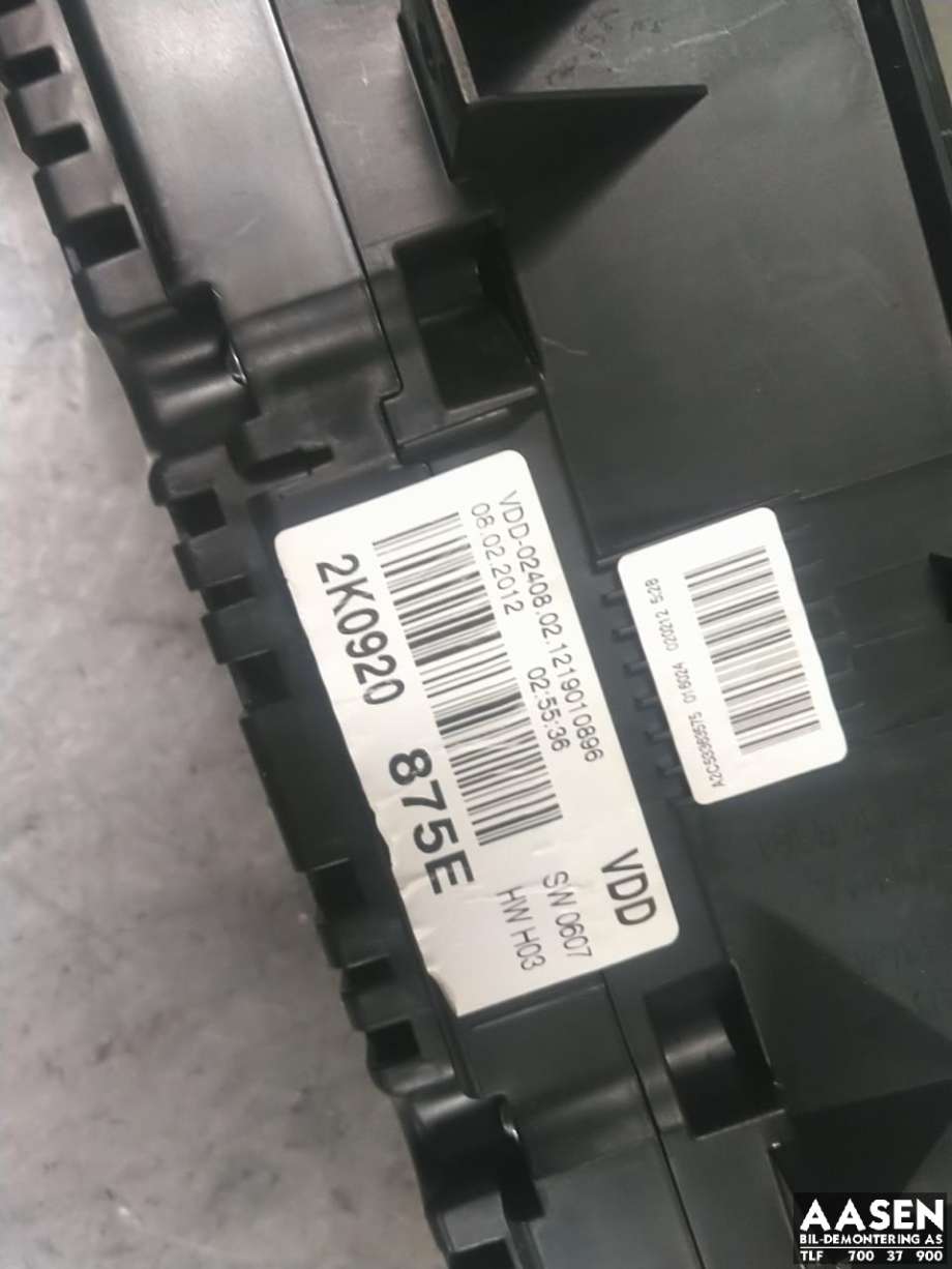 Instrumentpanel til VW Caddy 2010-2015 (Type III, Fase 2)  (2K0 920 875 E|2K0 920 875 EX|)