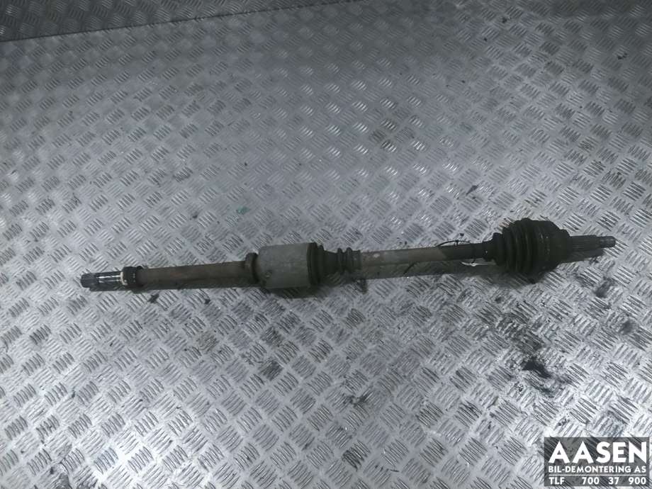 Drivaksel høyre foran, diesel/manuell til Nissan Primastar, 2001-2006