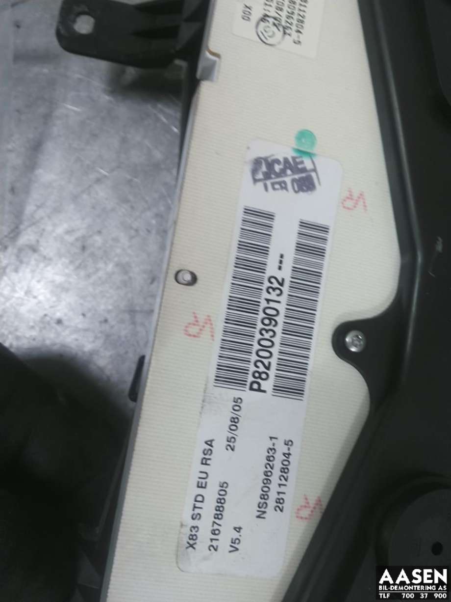 Instrumentpanel til Nissan Primastar 2001-2006  