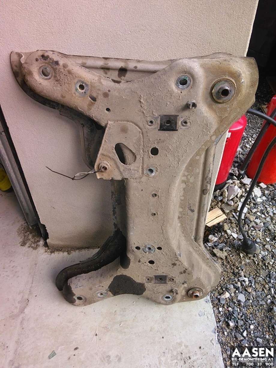 Travers foran hoved til Nissan Primastar, 2001-2006