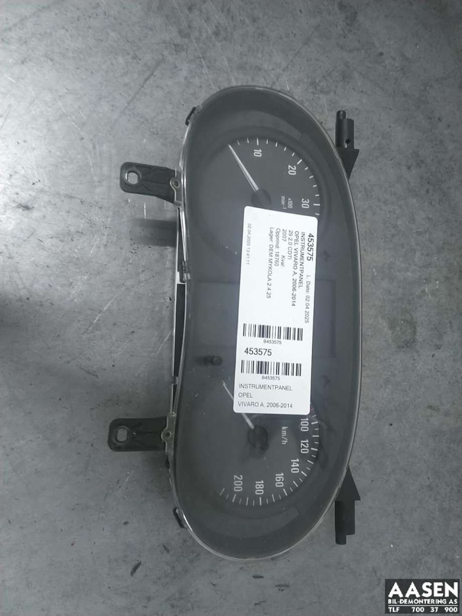 Instrumentpanel til Opel Vivaro A 2006-2014