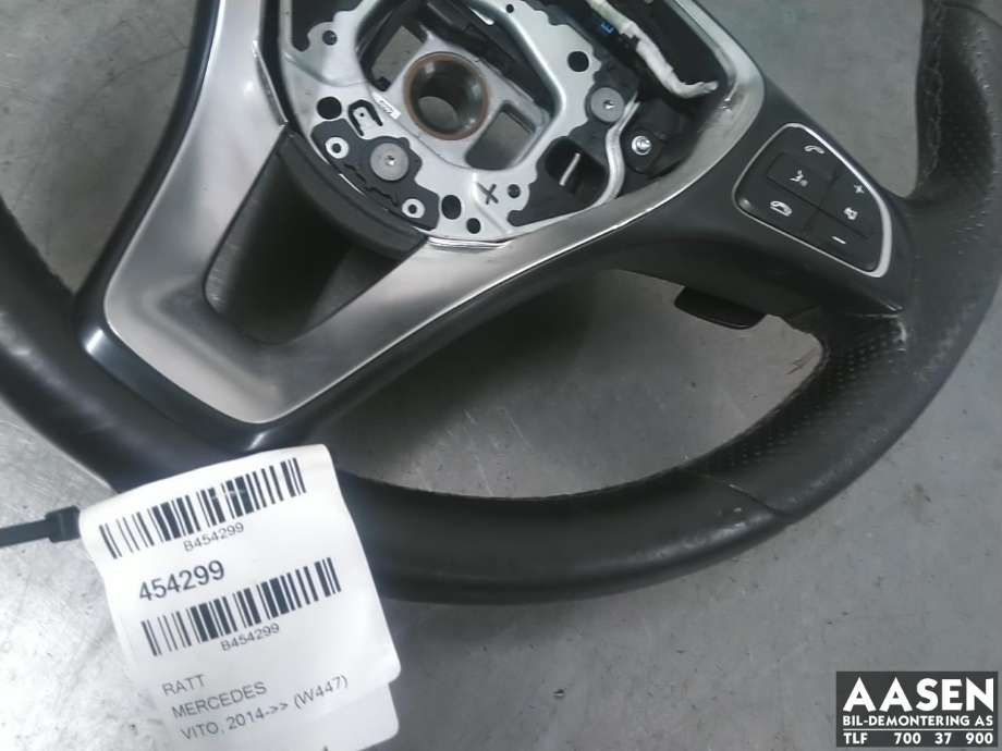 Ratt til Mercedes Vito 2014-->> (W447) (W447) (A 000 460 84 03|)
