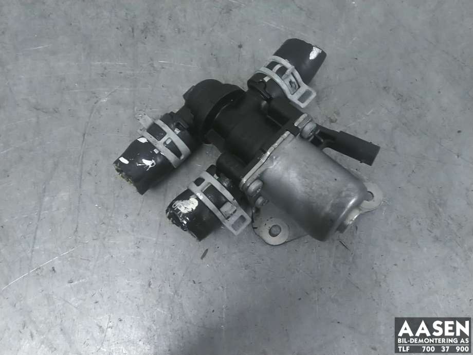 Ventil vann til Volvo V60 / V60 CC, 2018-->> (Type II)  (31461924)