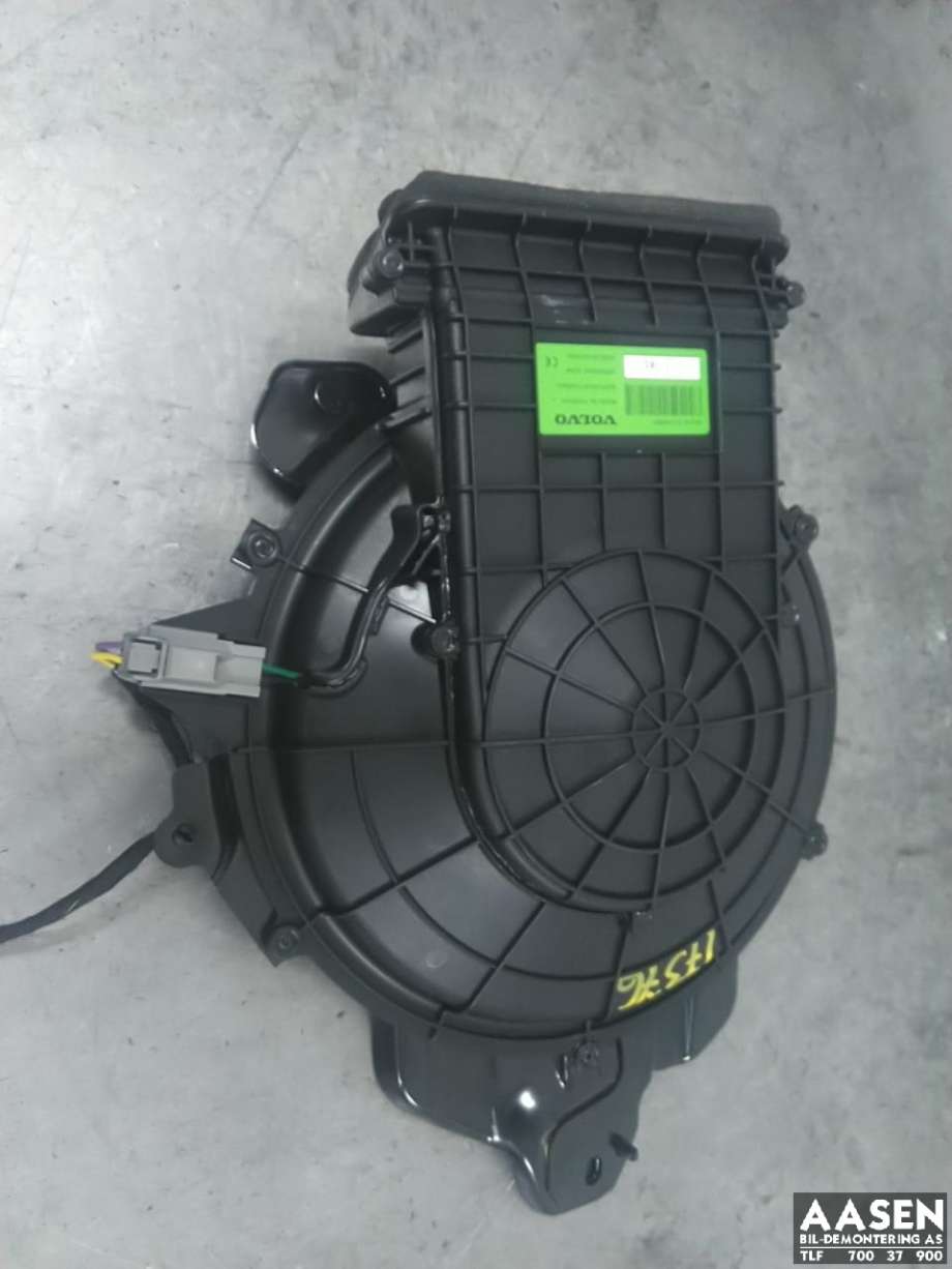 Bilstereo sub-woofer til Volvo V60 / V60 CC, 2018-->> (Type II)  (31456823)