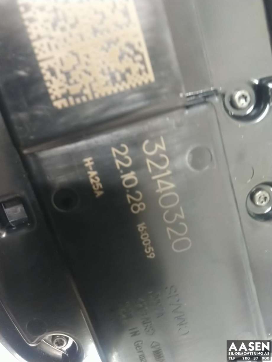 Taklyspanel til Volvo XC40 2018-2024  (32140320|)