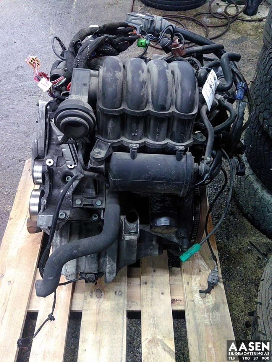 Motor bensin til Audi A4 2004-2008 (Type III) (B7) (B7) (ALT|06B 100 103 LX|06B 103 351 J|06B 103 265 FX)
