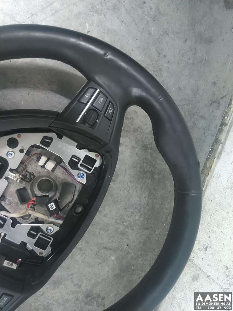 Ratt til BMW 5-Serie 2010-2017 (F10/F11) (F10/F11) (32 33 7 842 808|)