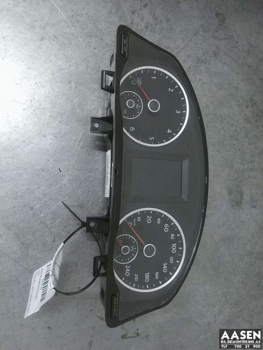 Instrumentpanel til VW Tiguan 2011-2016 (Type I, Fase 2) (5N0 920 873 G|5N0 920 873 GX|)