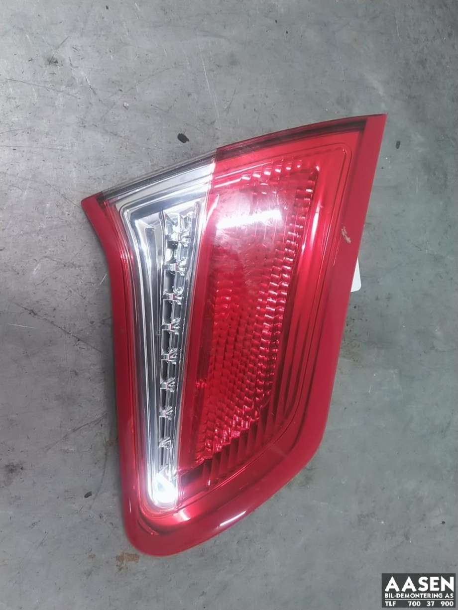 Baklykt venstre indre til Citroën C4 2011-2017 (Type II) (7453 E4|)