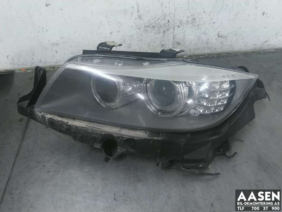 Frontlykt venstre xenon til BMW 3-Serie, 2005-2011 (E90/E91/E92/E93) (E90/E91/E92/E93) (63 11 7 240 247)