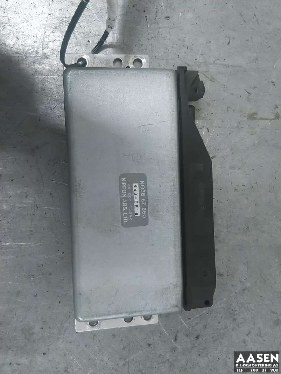 Styreenhet ABS til Mazda MX-5, 1989-1998 (Type I) (NIPPON|N036-67-650)