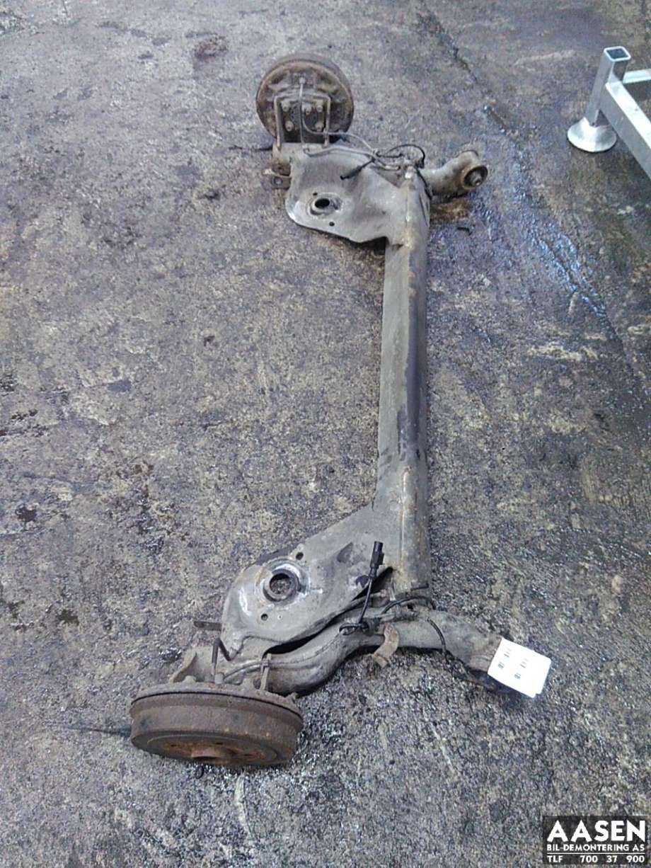 Bakaksel til Toyota Aygo, 2005-2014 (Type I)  (421100H010)