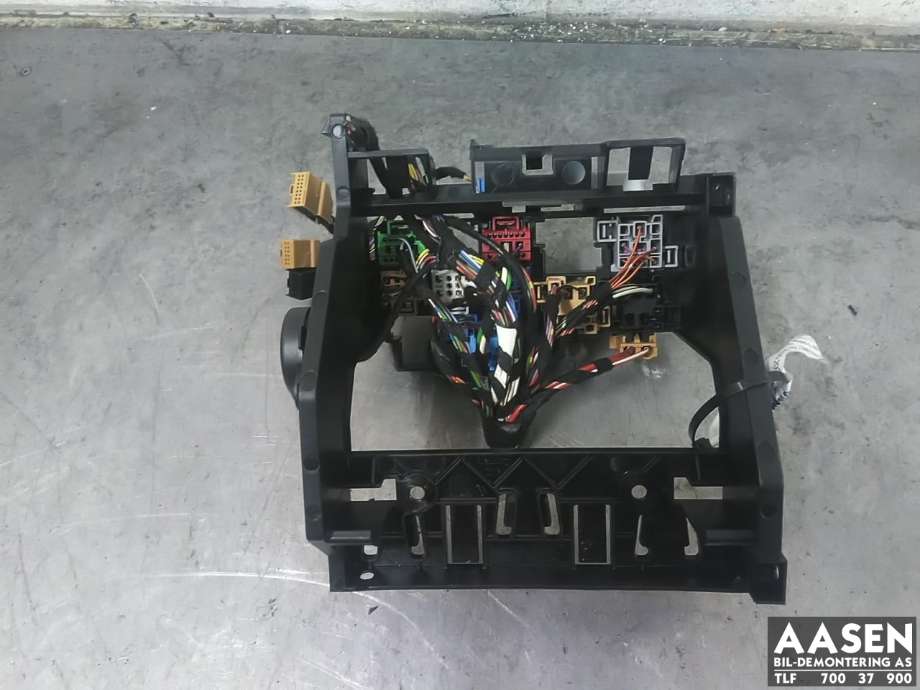 Rele diverse til VW Transporter / Caravelle 2015-2019 (T6) (T6) (N/F|)