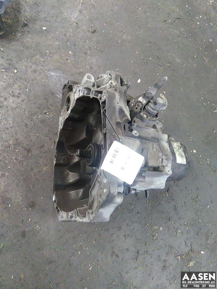 Girkasse manuell 6-trinn til Nissan Qashqai, 2007-2010 (Type I, Fase 1)  (32010JD00A)