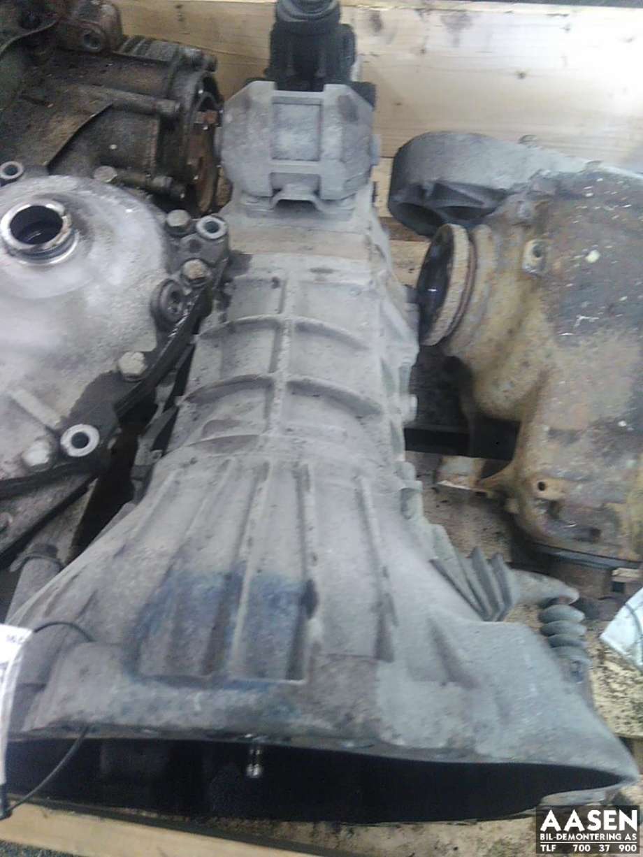 Girkasse manuell til Toyota Hiace, 1996-2001 (Fase 1)  (33030-2F060)