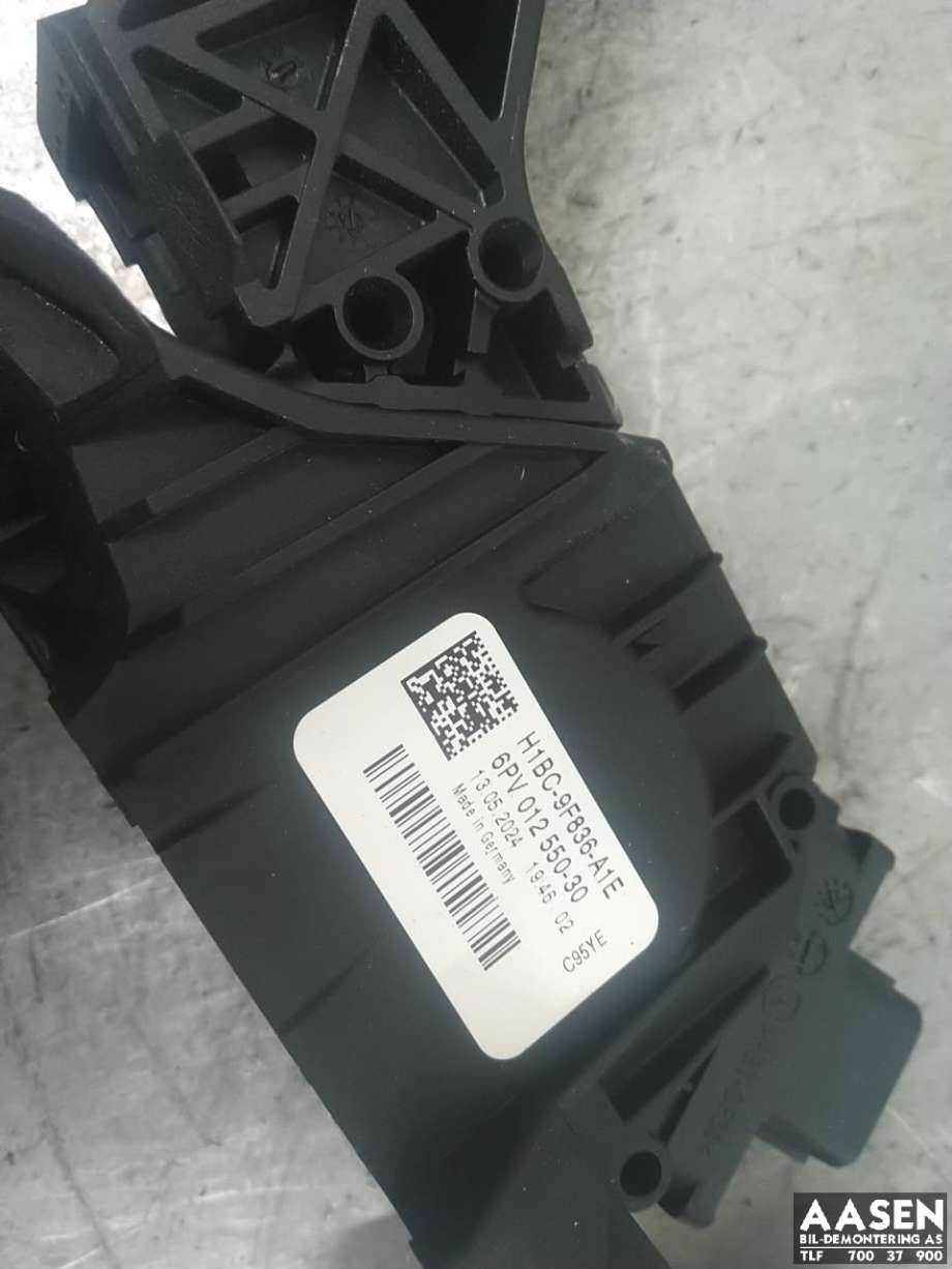 Pedal gass til Ford Transit Courier 2024-->> (Type II)  (2527087|)