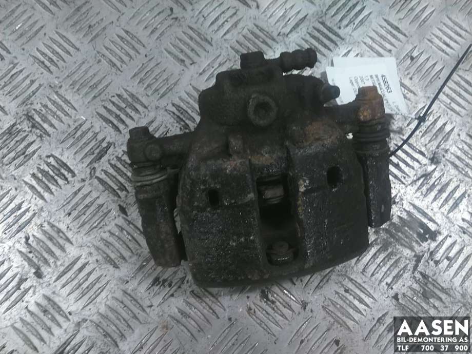 Bremsecaliper venstre foran til Mitsubishi Colt, 2004-2008 (Type VII, Fase 1)  (4605A065)
