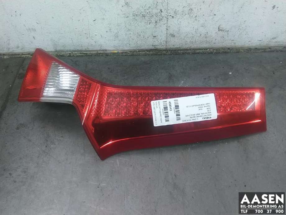 Baklykt høyre indre til Volvo V70, 2007-2013 (Type III, Fase 1)  (31395069)