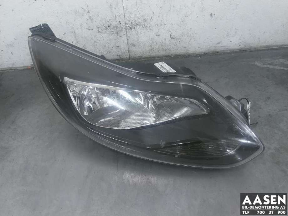 Frontlykt høyre halogen til Ford Focus, 2011-2014 (Type III, Fase 1)