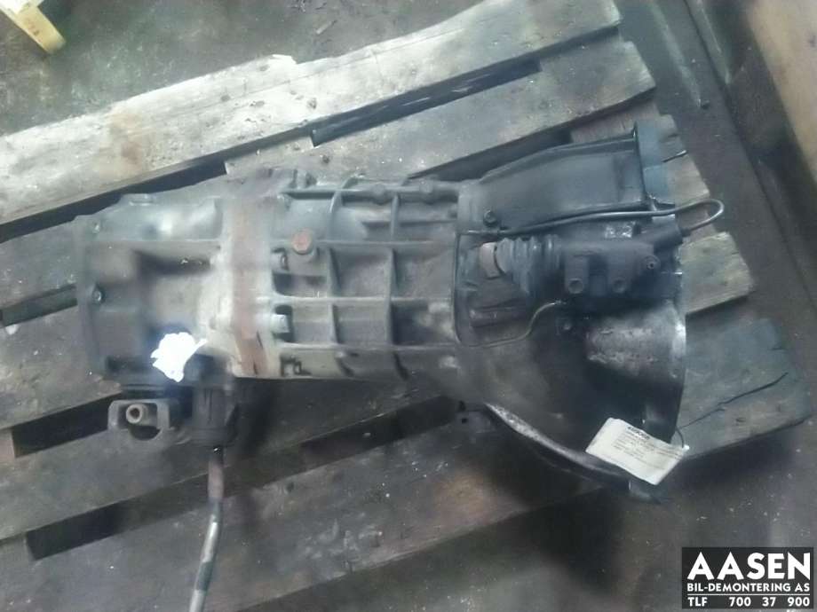 Girkasse 4WD hovedkasse til Toyota Hiace 2007-2012 (Fase 3)  (3303026A60|3303026A62|)