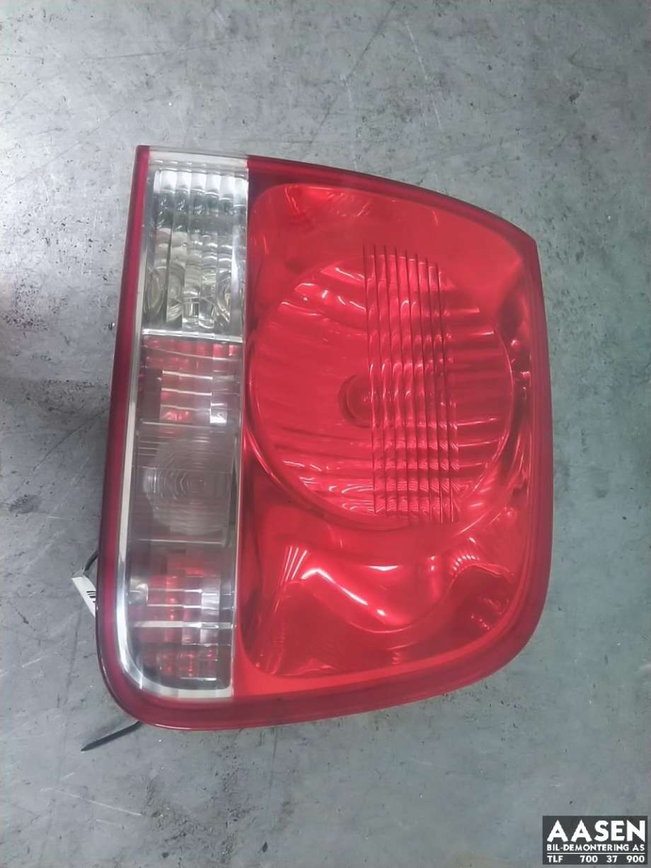 Baklykt venstre indre til VW Touareg, 2003-2007 (Type I, Fase 1)  (7L6 945 093 R)